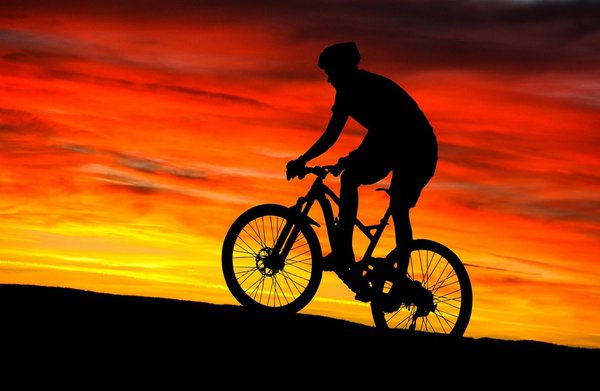 2020-8-23-12-1-1-599-mountain-bike-rider-sunset.jpg