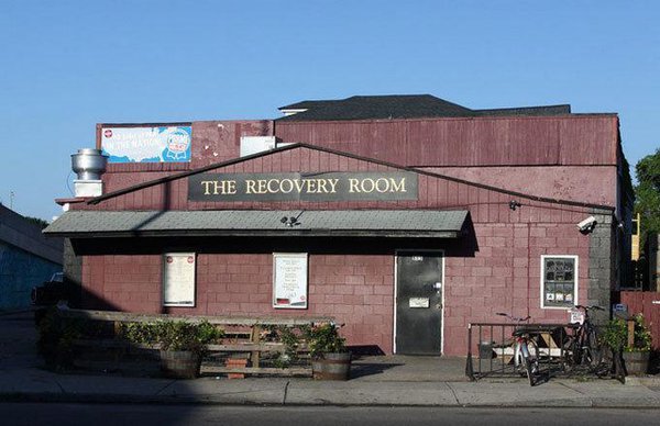 recoveryroom.jpg