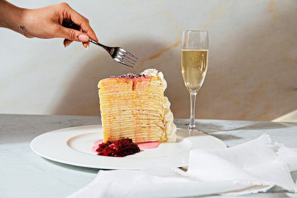 Brasserie-la-Banque-Crepe-Cake_Andrew-Cebulka-scaled.jpg