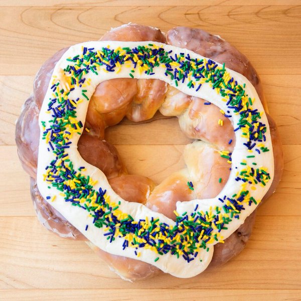 Hero-Doughnuts-King-Cake-1-Photo-by-Rachel-Ishee-scaled.jpeg