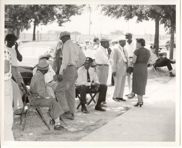 African-American-voters-outside-Ward-12-polling-station-1959-scaled.jpg