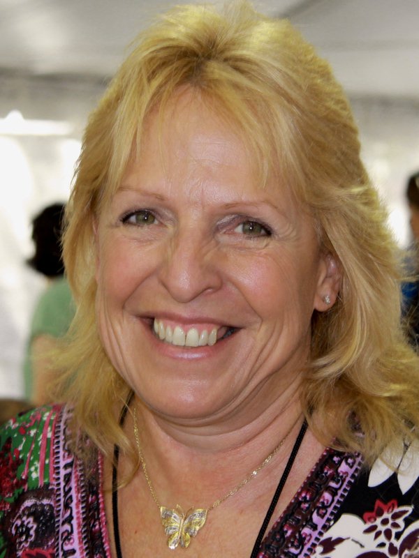 Ellen_hopkins_2011.jpg