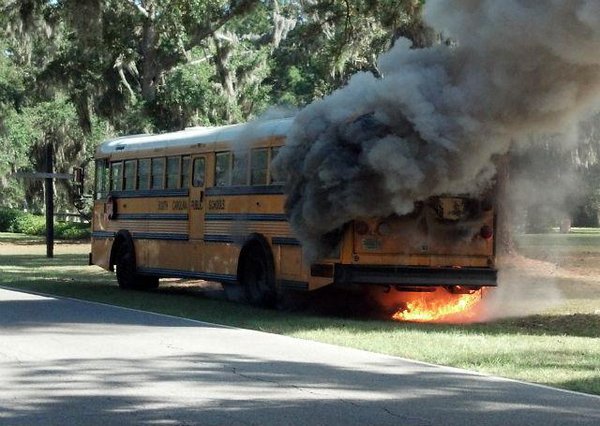 schoolbusfire.jpg